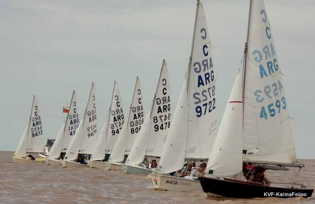 Regata en el Río de Cadets