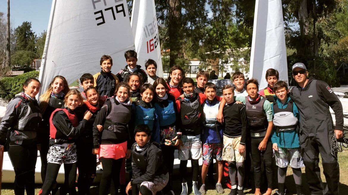 el-grupo-que-participo-de-la-clinica-laser-4-7