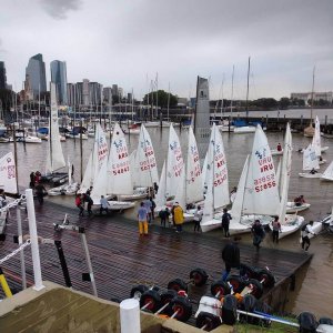 semana-de-buenos-aires-preparando-las-embarcaciones