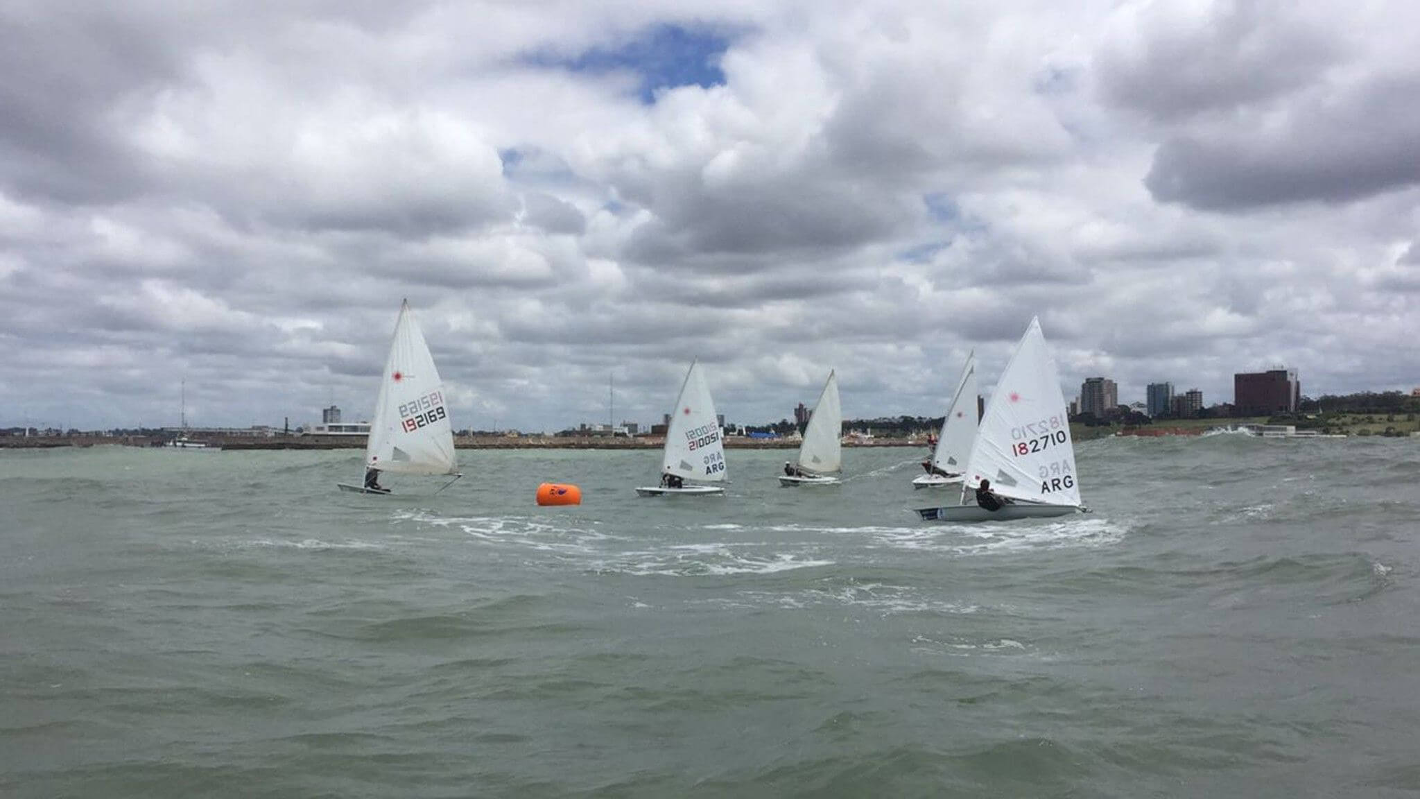 Navegando en Mar del Plata