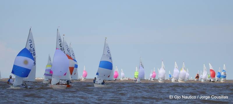 Los argentinos navegando en la clase Cadet - Preparaciòn Cadet World Championship