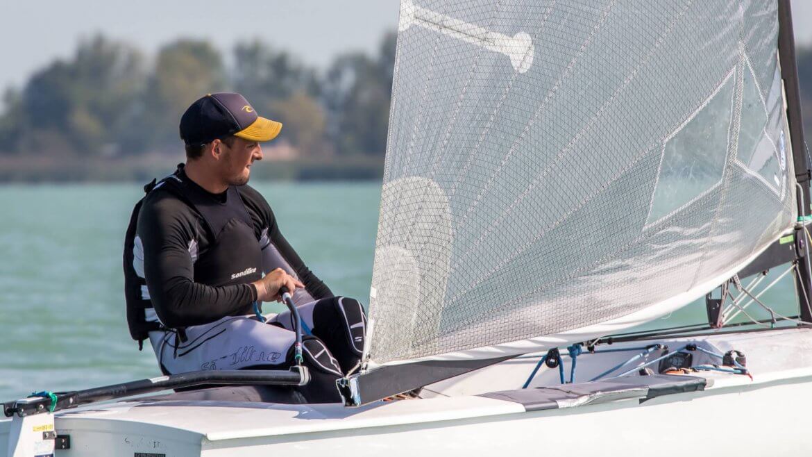 Facundo Olezza: Campeón Junior (Robert Deaves)