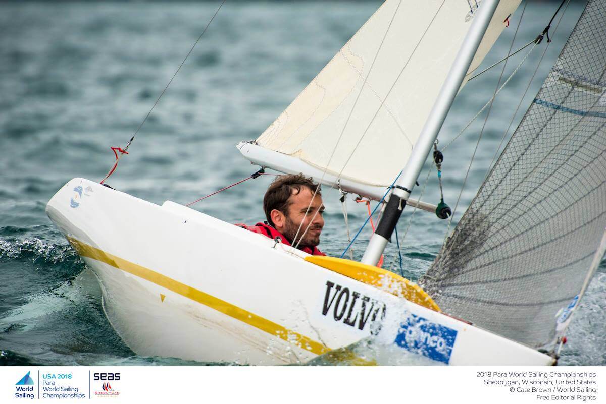 Hugo Velazquez - Deportista en Parasailing