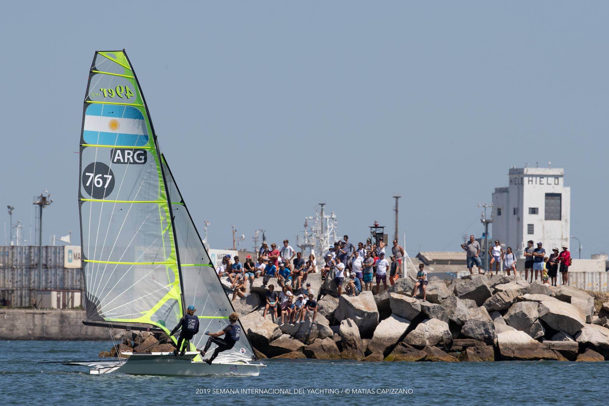 49er navegando en las aguas de Mar Del Plata - SIY 2019