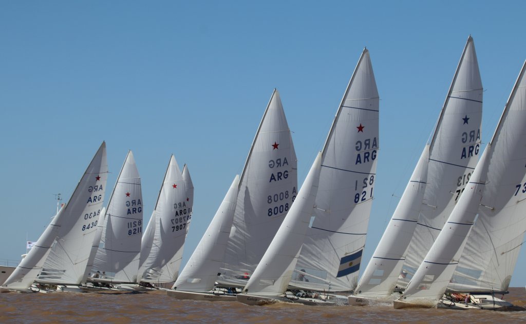 Clase Star corriendo la regata en el San Isidro Labrador 2019
