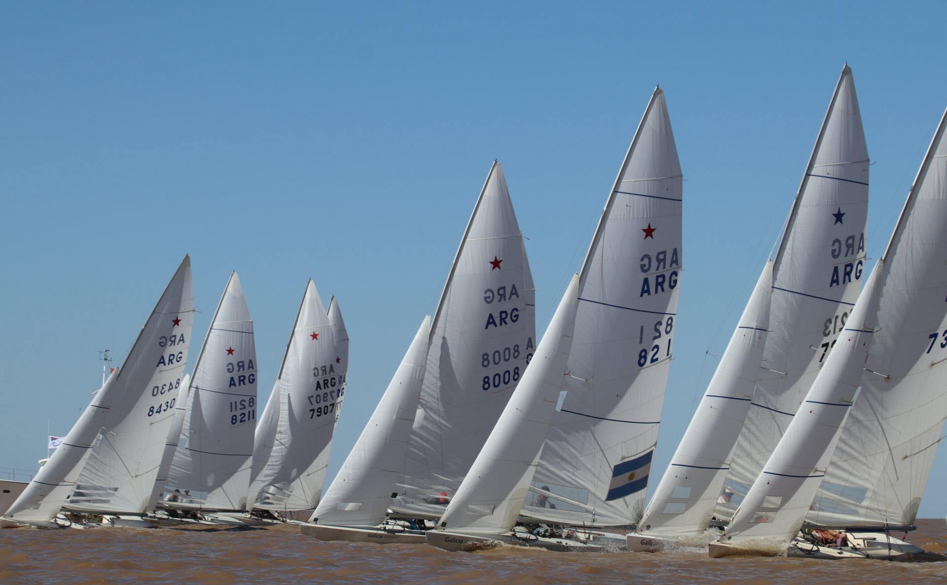 Clase Star corriendo la regata en el San Isidro Labrador 2019