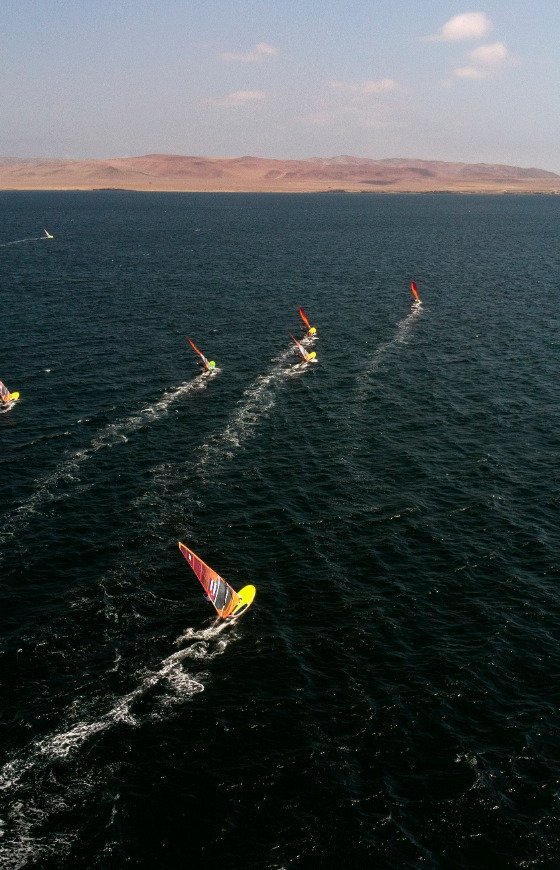Los RSX corriendo la Medal Race - foto aerea - GENTILEZA LIMA 2019