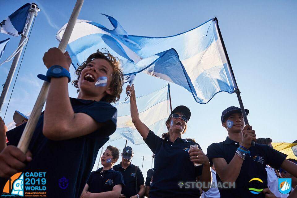 Los chicos de Cadet, en el desfile de inauguración en el Mundial de Polonia 2019